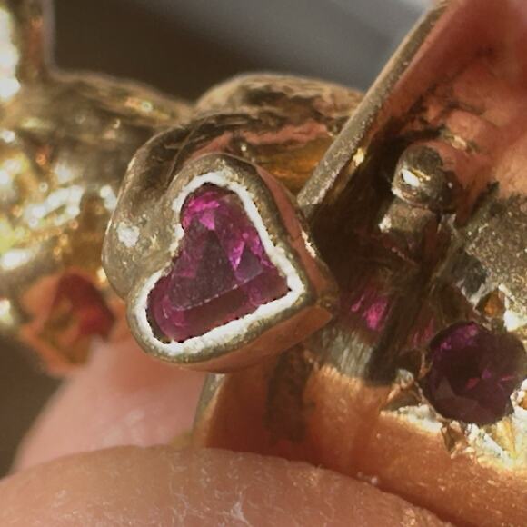 French Rabbit Heart Magician Hat 18K Yellow Gold Ruby Charm Pendant - Picture 4 of 16